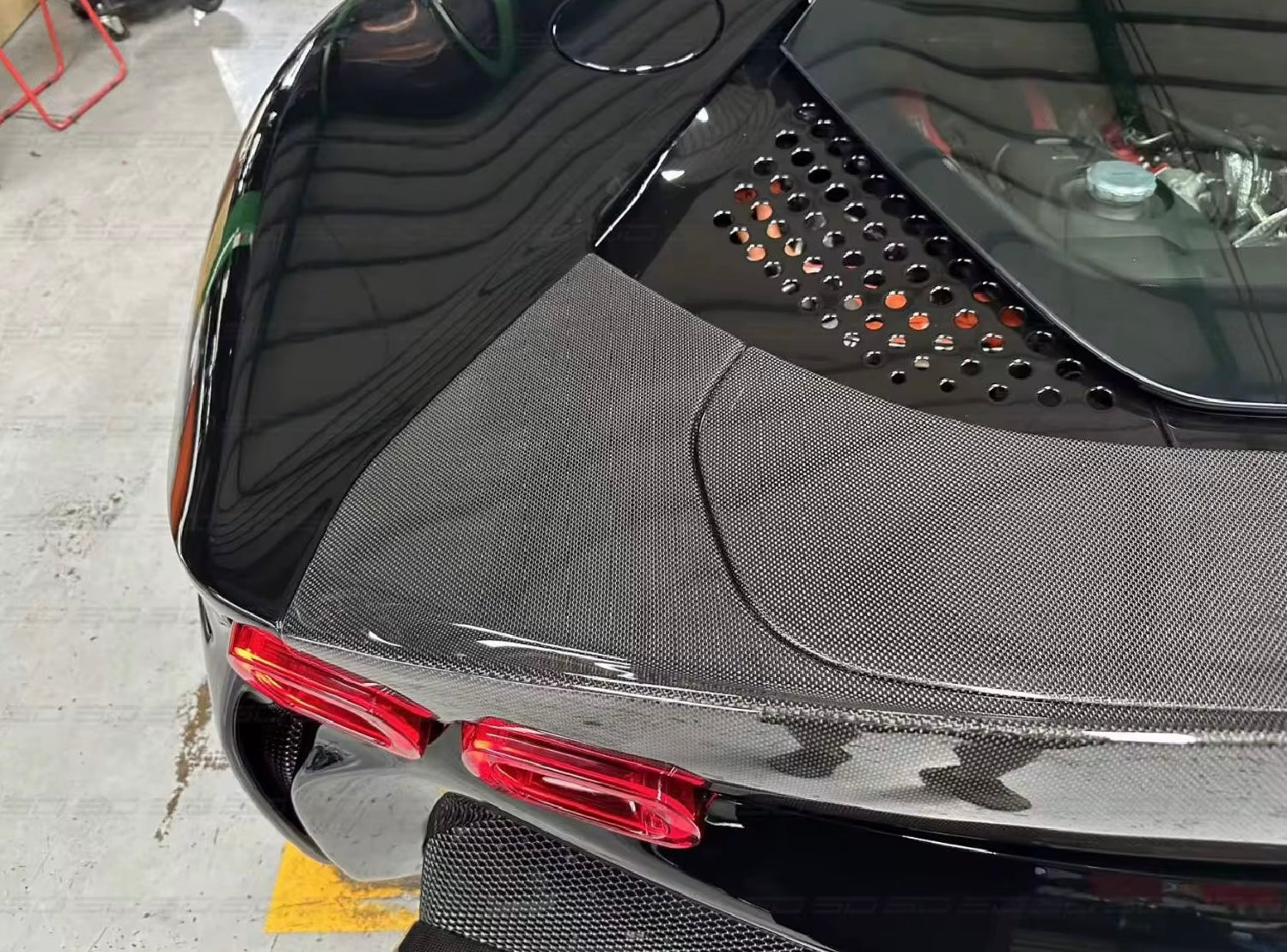 Ferrari SF90 Carbon Fiber Rear Spoiler – High Gloss Real Carbon | OEM Fitment